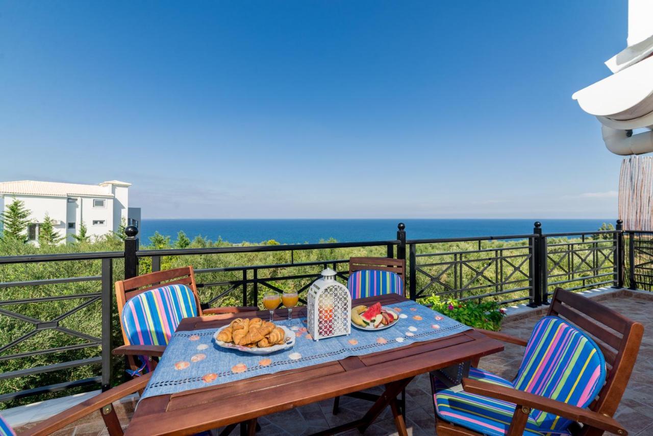 Soso'S Sea View Apartment Plános Esterno foto